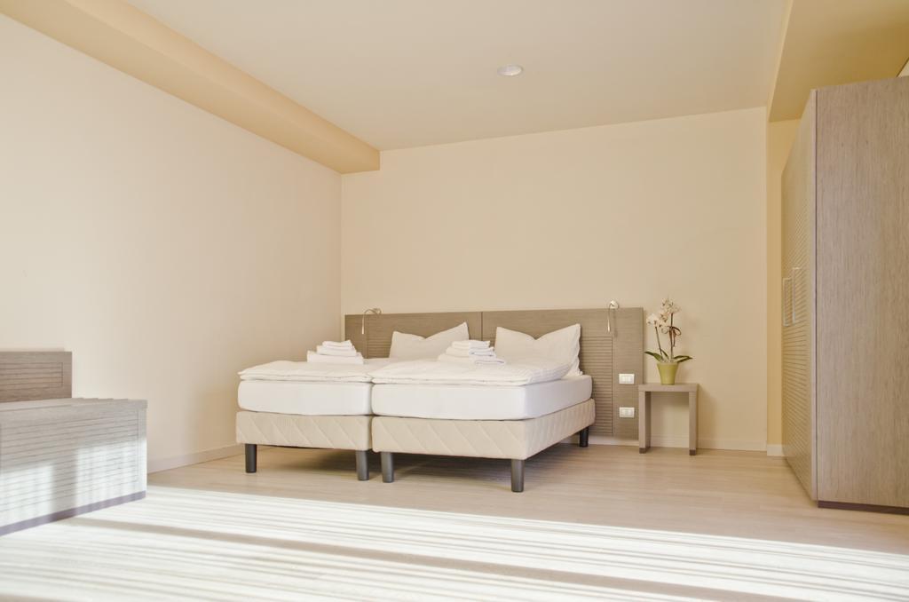 Hotel Kube Folgaria Kamer foto