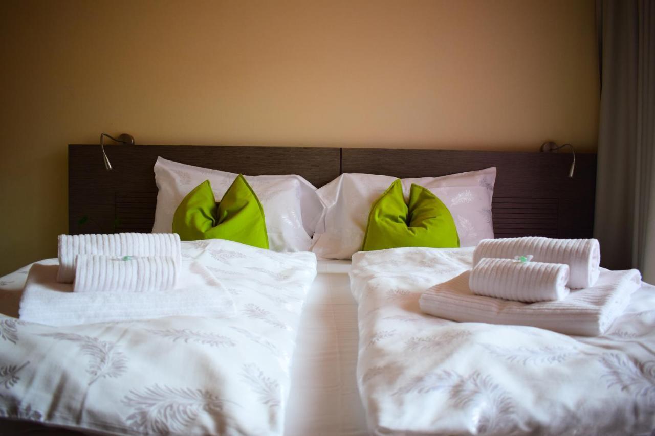 Hotel Kube Folgaria Buitenkant foto